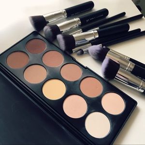 Crown — 10 Shade Contouring Palette